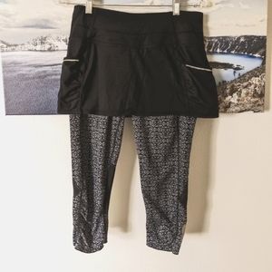 Athleta Skirted Cropped Leggings